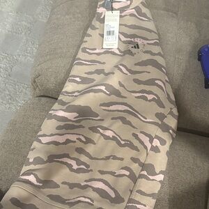 Adidas- Stella McCartney Camo sweater - Pink and Tan